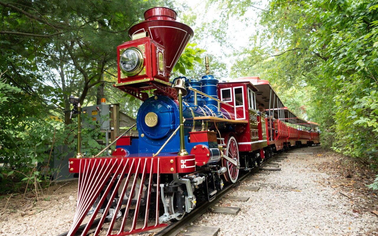 Zoo train Columbus Zoo